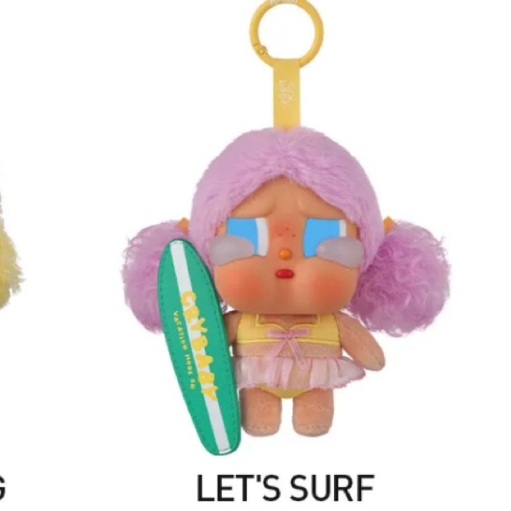 Pop Mart Crybaby Vacation Mode - Let’s Surf